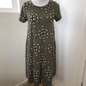 LuLaRoe Carly Green and Black Size XS